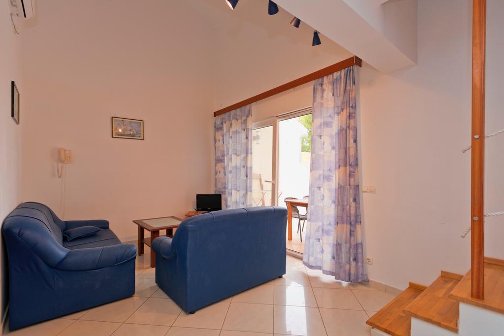 Apartments Nautic Завала Экстерьер фото